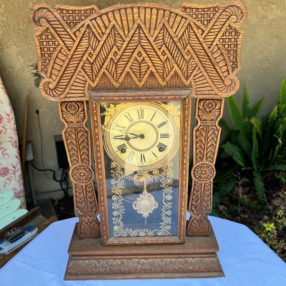 ANTIQUE WATERBURY OAK AMERICAN GINGERBREAD CLOCK WORKING MANTLE MANTEL WINDUP